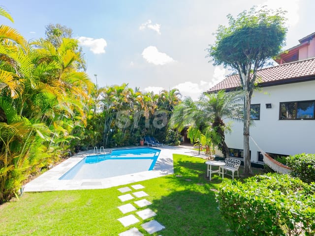 Casa com 741m² 4 quartos e 5 banheiros, à venda, no bairro Alphaville em Santana de Parnaíba