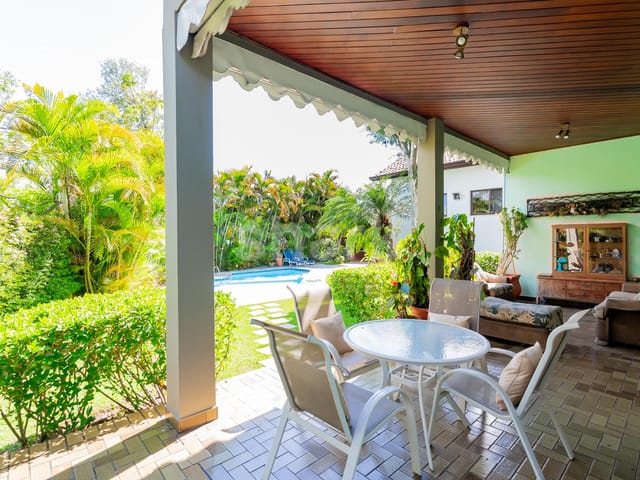 Casa com 741m² 4 quartos e 5 banheiros, à venda, no bairro Alphaville em Santana de Parnaíba