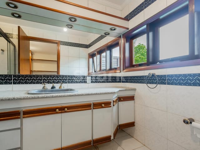 Casa com 850m² 3 quartos e 7 banheiros, à venda ou para alugar, no bairro Alphaville em Santana de Parnaíba