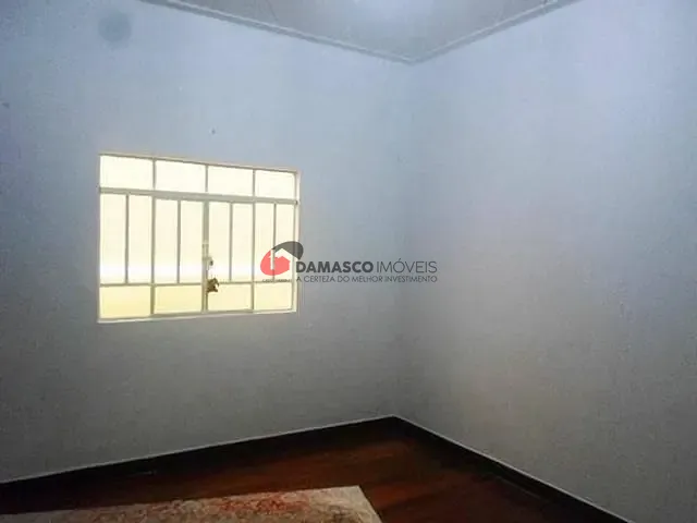 Casa com 180m² 2 quartos e 1 banheiro, à venda, no bairro Nova Gerti em São Caetano do Sul