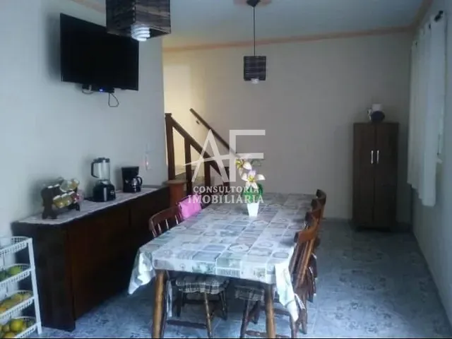 Casa com 180m² 4 quartos e 2 banheiros, à venda, no bairro Parque Residencial Bom Conselho em Taubaté
