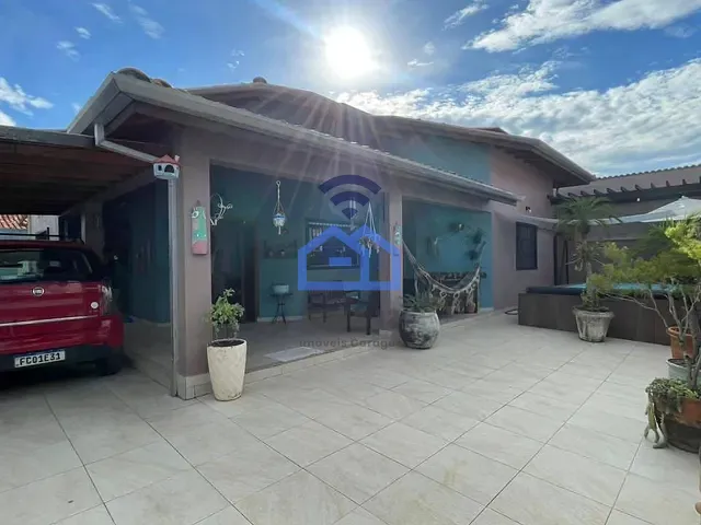 Casa com 300m² 3 quartos e 3 banheiros, à venda, no bairro Indaiá em Caraguatatuba