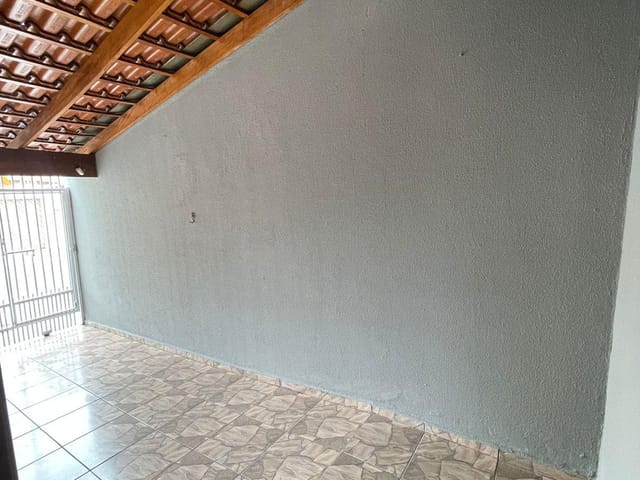 Casa 2 quartos e 1 banheiro, à venda, no bairro Jardim Imagawa em Londrina