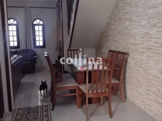 Casa com 230m² 3 quartos e 3 banheiros, à venda, no bairro Parque Santa Teresa em Carapicuíba
