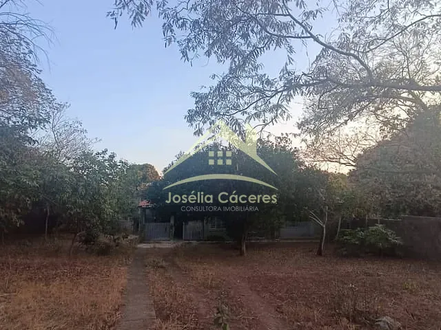 Casa com 720m² 2 quartos e 2 banheiros, à venda, no bairro Santa Cruz em Cuiabá