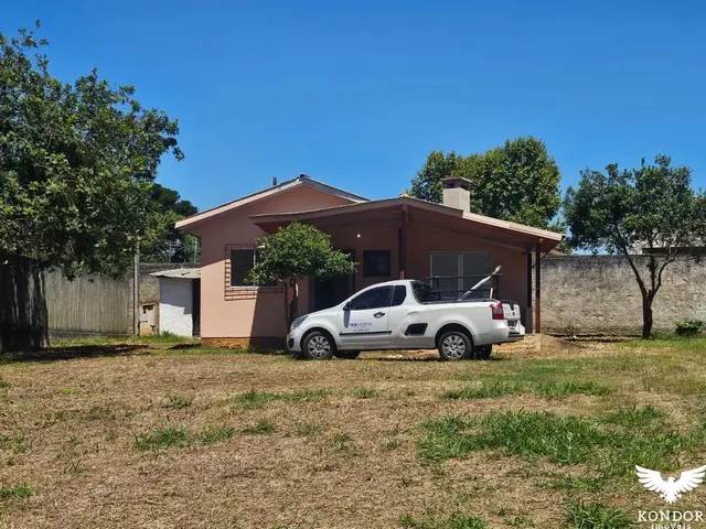 Casa 2 quartos e 1 banheiro, para alugar, no bairro São João em Curitiba