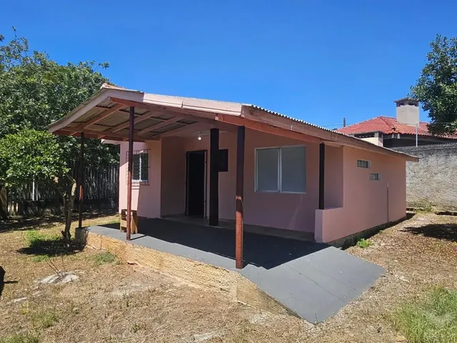 Casa 2 quartos e 1 banheiro, para alugar, no bairro São João em Curitiba