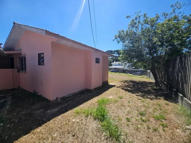 Casa 2 quartos e 1 banheiro, para alugar, no bairro São João em Curitiba