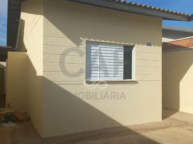 Casa com 146m² 2 quartos e 1 banheiro, para alugar, no bairro Residencial Van Den Broek em Holambra