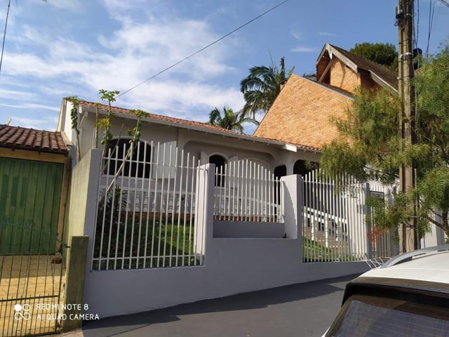 Casa 3 quartos e 3 banheiros, à venda, no bairro Jardim Alvorada em Cambé