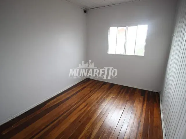 Casa com 55m² 2 quartos e 1 banheiro, à venda, no bairro Estados em Concórdia