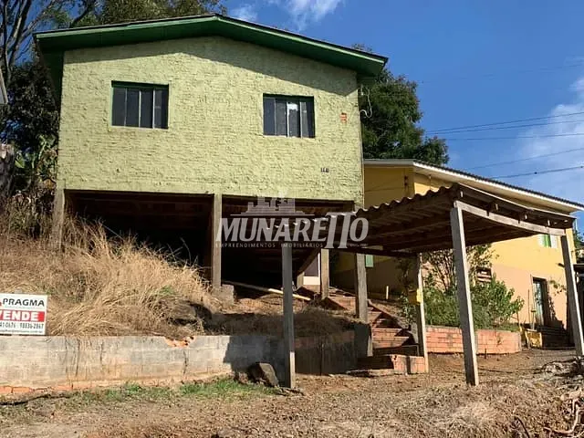 Casa com 55m² 2 quartos e 1 banheiro, à venda, no bairro Estados em Concórdia
