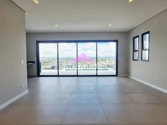 Casa com 343m² 4 quartos e 5 banheiros, à venda, no bairro Urbanova em São José Dos Campos