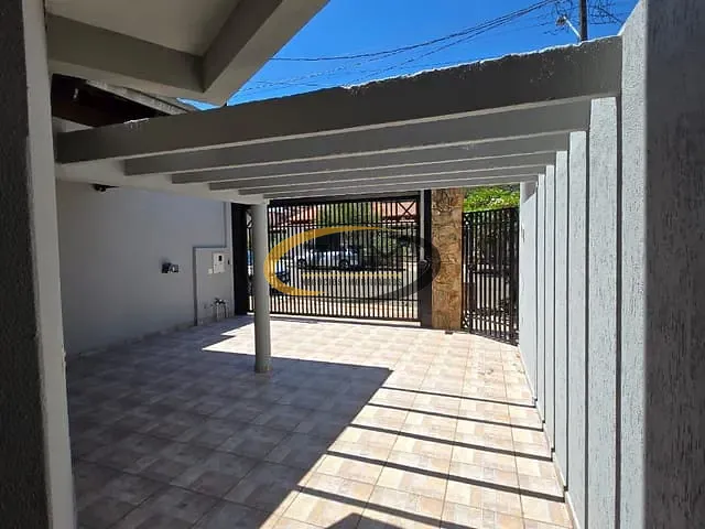 Casa com 156m² 3 quartos e 3 banheiros, à venda, no bairro Antares em Londrina