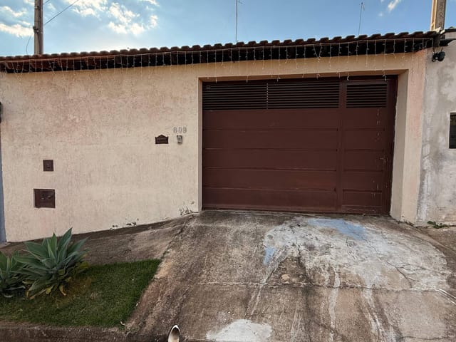 Casa com 160m² 2 quartos e 2 banheiros, à venda, no bairro Jardim das Tulipas em São João da Boa Vista