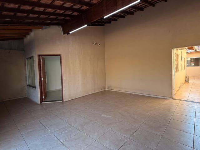Casa com 160m² 2 quartos e 2 banheiros, à venda, no bairro Jardim das Tulipas em São João da Boa Vista