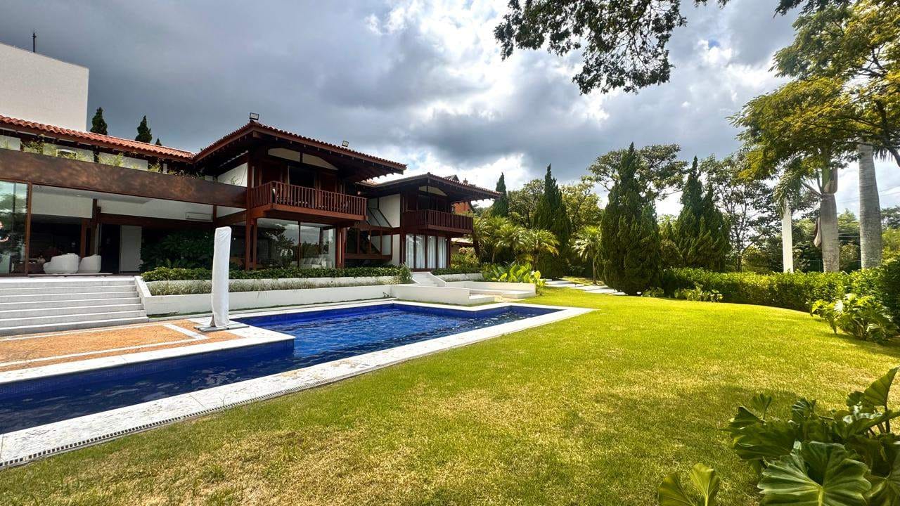 Casa em Alphaville — foto 1