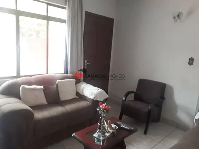 Casa com 170m² 1 quarto e 1 banheiro, à venda, no bairro Nova Gerti em São Caetano do Sul