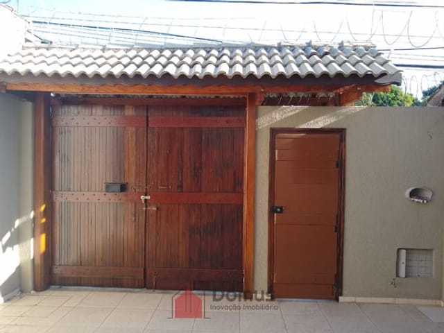 Casa com 153m², à venda, no bairro Maria Áurea em Pindamonhangaba