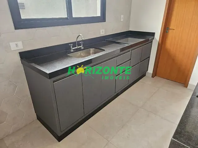 Casa com 300m² 3 quartos e 2 banheiros, à venda, no bairro Condomínio Terras do Vale em Caçapava