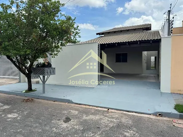 Casa com 260m² 3 quartos e 3 banheiros, à venda, no bairro Distrito Industrial em Cuiabá