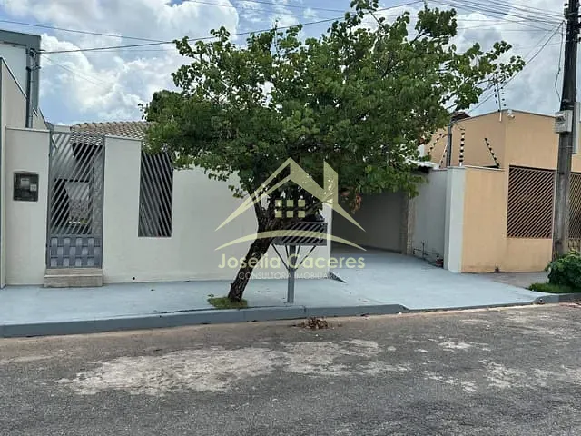 Casa com 260m² 3 quartos e 3 banheiros, à venda, no bairro Distrito Industrial em Cuiabá