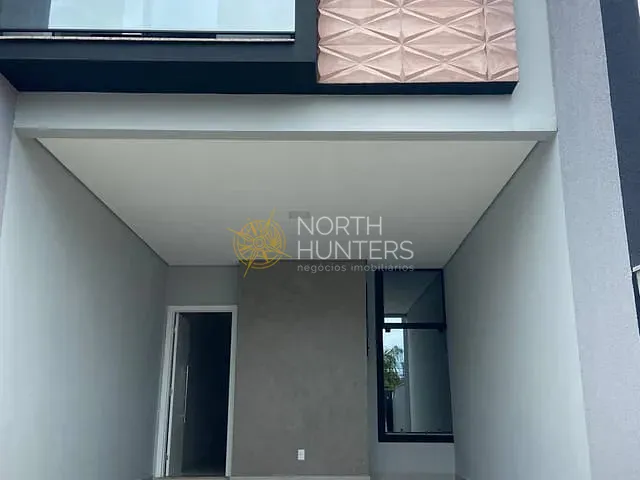 Casa com 123m² 3 quartos e 3 banheiros, à venda, no bairro Saguaçu em Joinville