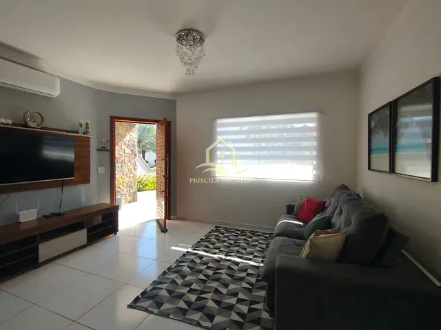 Casa com 252m² 3 quartos e 5 banheiros, à venda, no bairro Morada da Praia em Bertioga