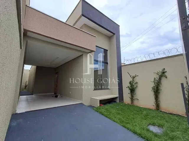 Casa com 180m² 3 quartos e 2 banheiros, à venda, no bairro Setor Ponta Kayana em Trindade