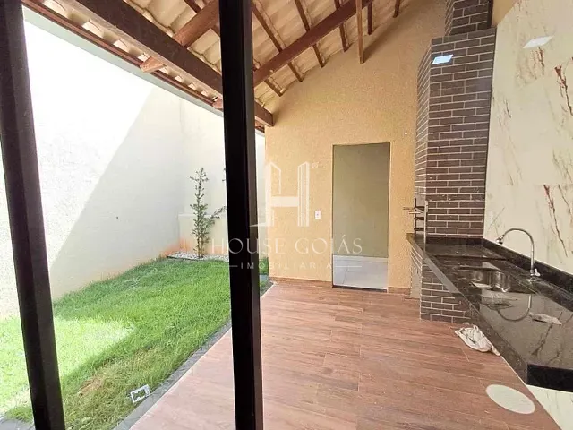 Casa com 180m² 3 quartos e 2 banheiros, à venda, no bairro Setor Ponta Kayana em Trindade