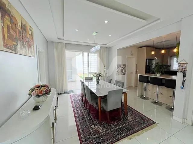 Casa com 356m² 3 quartos e 2 banheiros, à venda, no bairro Maria Goretti em Chapecó