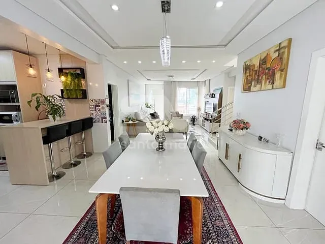 Casa com 356m² 3 quartos e 2 banheiros, à venda, no bairro Maria Goretti em Chapecó
