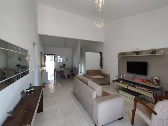 Casa com 316m² 3 quartos e 3 banheiros, à venda, no bairro Jardim Santa Águida em São João da Boa Vista
