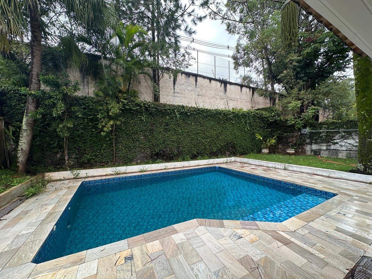 Casa em Alphaville — foto 1