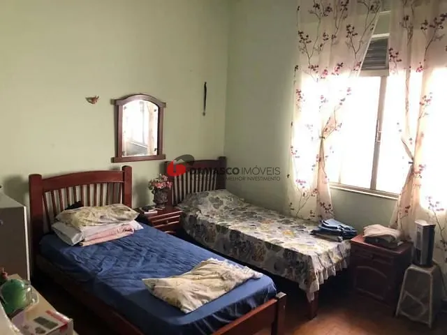 Casa com 400m² 4 quartos e 3 banheiros, à venda, no bairro Santa Paula em São Caetano do Sul