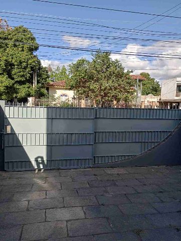 Casa 4 quartos e 2 banheiros, à venda, no bairro Parque Corrientes em Campos dos Goytacazes