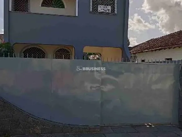 Casa 4 quartos e 2 banheiros, à venda, no bairro Parque Corrientes em Campos dos Goytacazes