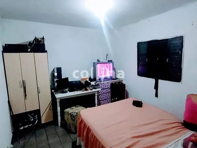 Casa com 125m² 2 quartos e 1 banheiro, à venda, no bairro Parque Jandaia em Carapicuíba
