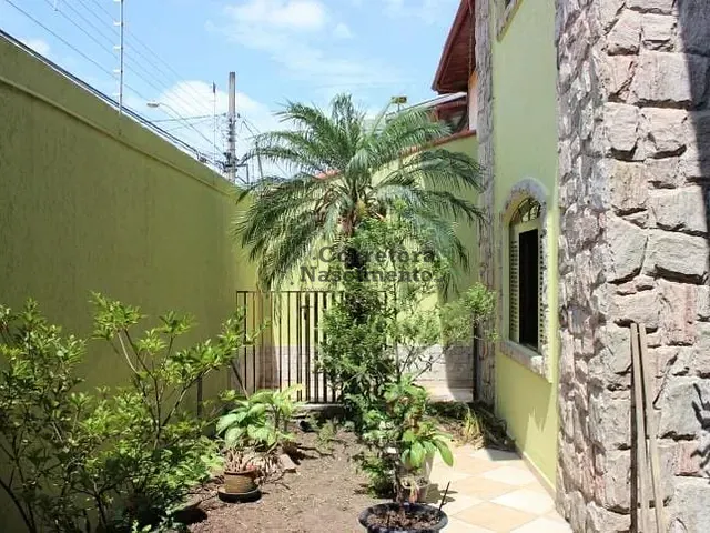 Casa com 340m², à venda, no bairro Jardim Santa Maria em Jacareí