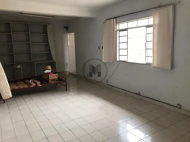 Casa 4 quartos e 3 banheiros, à venda, no bairro Vila Comendador Rodrigues Alves em Guaratinguetá