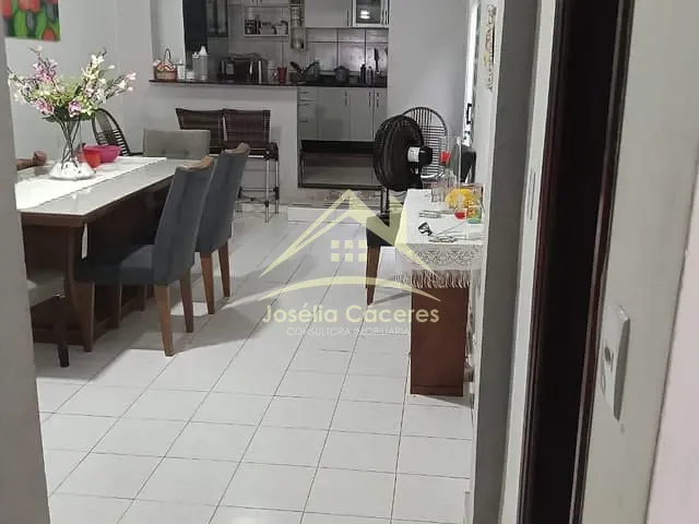 Sobrado 3 quartos e 3 banheiros, à venda, no bairro Centro-Sul em Cuiabá