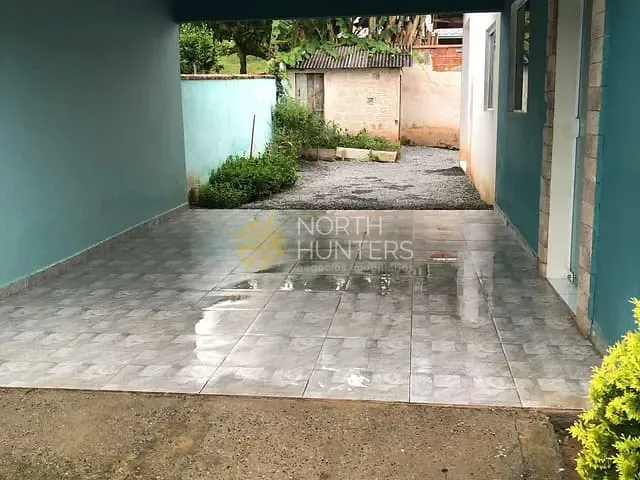 Casa com 110m² 3 quartos e 1 banheiro, à venda, no bairro Paranaguamirim em Joinville
