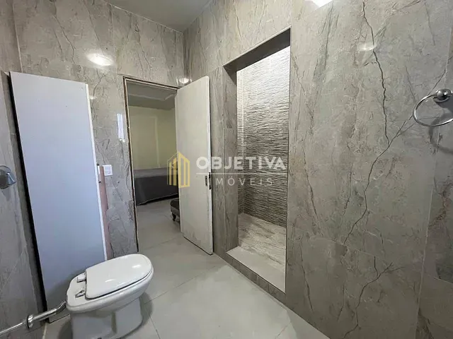 Casa com 856m² 4 quartos e 4 banheiros, à venda, no bairro Jardim Mauá em Novo Hamburgo