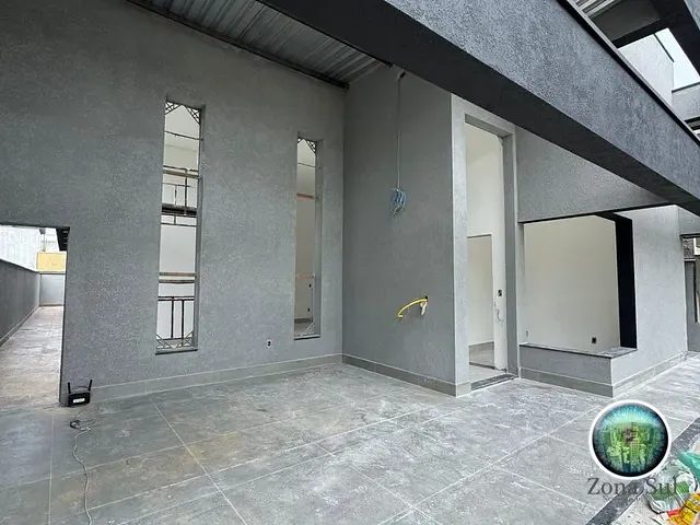 Casa com 195m² 3 quartos e 3 banheiros, à venda, no bairro Cajuru do Sul em Sorocaba