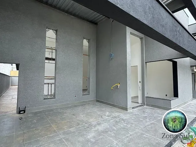 Casa com 195m² 3 quartos e 3 banheiros, à venda, no bairro Cajuru do Sul em Sorocaba