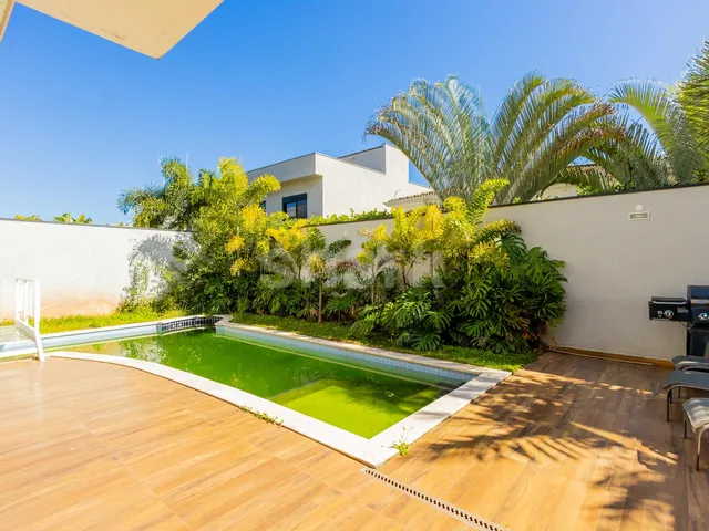 Casa com 500m² 4 quartos e 6 banheiros, para alugar, no bairro Tamboré em Santana de Parnaíba