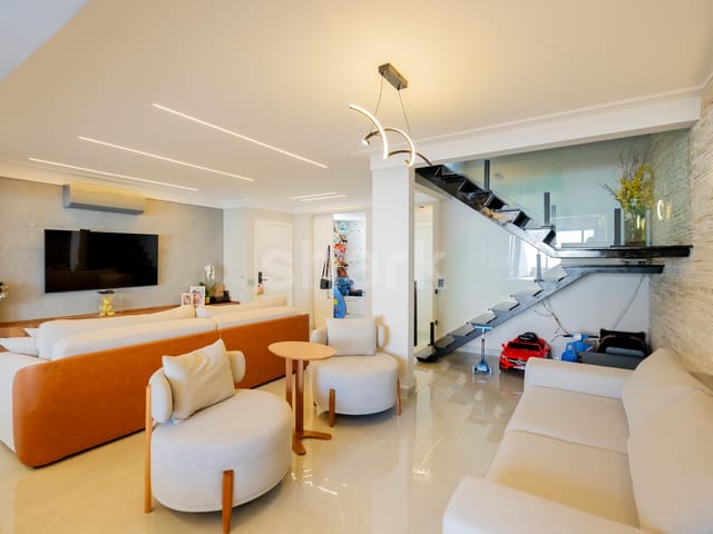 Casa com 165m² 3 quartos e 3 banheiros, à venda, no bairro Tamboré 05 em SANTANA DE PARNAÍBA