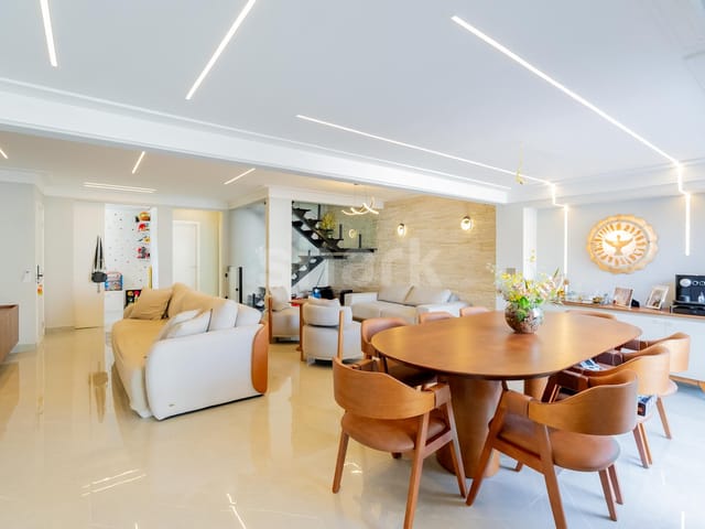 Casa com 165m² 3 quartos e 3 banheiros, à venda, no bairro Tamboré 05 em SANTANA DE PARNAÍBA
