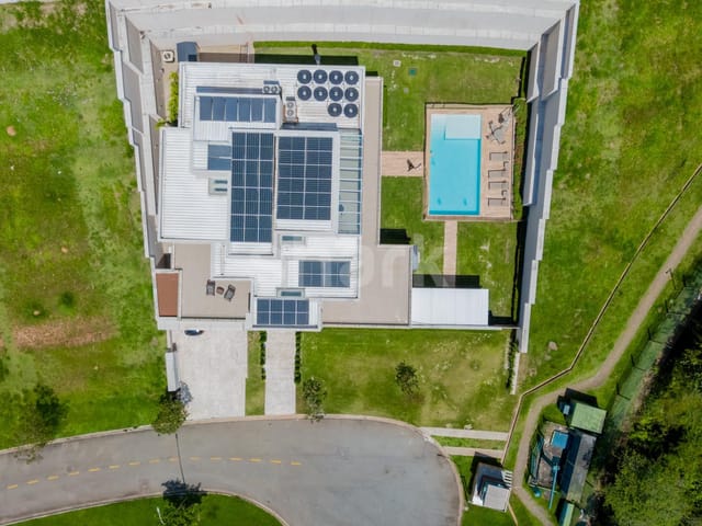Casa com 1284m² 6 quartos e 6 banheiros, à venda, no bairro Alphaville em Santana de Parnaíba