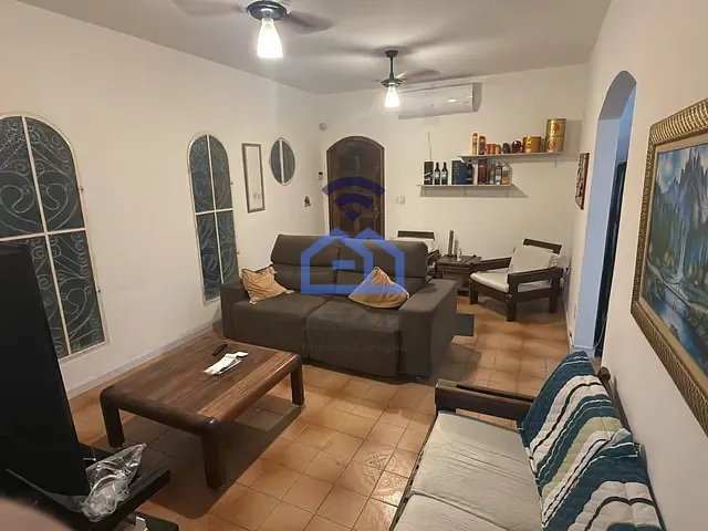 Casa com 300m² 3 quartos e 3 banheiros, à venda, no bairro Indaiá em Caraguatatuba